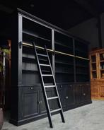 Hoge, Brede bibliotheekkast | Chique zwarte boekenkast #2421, Huis en Inrichting, Kasten | Buffetkasten, Niet ingevuld, 200 cm of meer