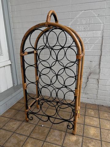 Vintage Wijnrek voor 15+ flessen beschikbaar voor biedingen