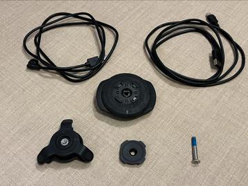 Quad Lock USB Weatherproof Wireless Charging Head  w damper beschikbaar voor biedingen