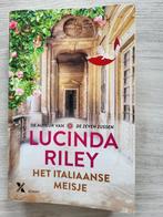 Lucinda Riley Kristin Hannah Sarah Lark 4.00 per stuk, Verzenden, Zo goed als nieuw, Nederland