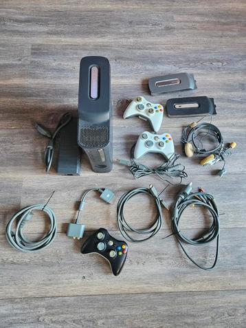 Xbox 360, HDD schijven, controllers etc. beschikbaar voor biedingen