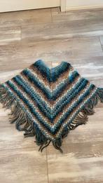 Een nieuwe gehaakte poncho, voor volwassene, Ophalen of Verzenden, Nieuw