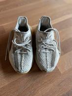 adidas YEEZY boost (maat 36 1/3), Kinderen en Baby's, Gebruikt, Ophalen of Verzenden, Jongen of Meisje, Sportschoenen