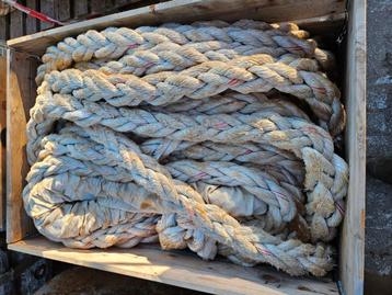 Scheepstouw touw  beschikbaar voor biedingen