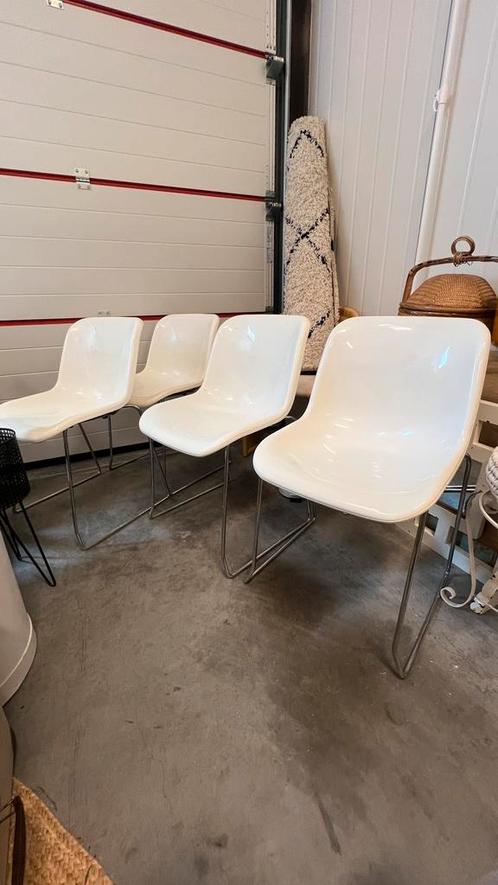 Artifort stoelen, Huis en Inrichting, Stoelen, Zo goed als nieuw, Kunststof, Wit, Ophalen