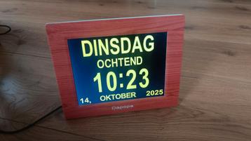Digitale Kalenderklok! beschikbaar voor biedingen