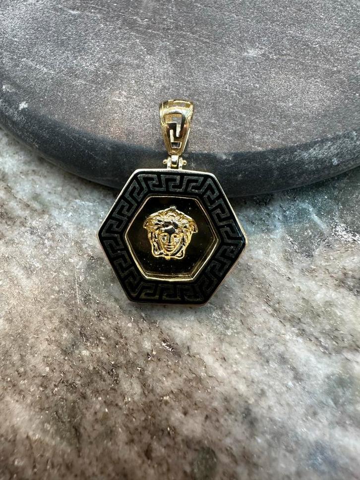 14k Gouden Versace Hanger, Sieraden, Tassen en Uiterlijk, Kettinghangers, Nieuw, Goud, Overige voorstellingen, Ophalen of Verzenden