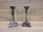 Twee vintage kandelaars, 22 cm hoog, Antiek en Kunst, Ophalen of Verzenden, Overige materialen