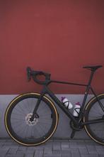 400km! Orbea Orca 2024/25 bomvol maat 55 (powermeter etc), Fietsen en Brommers, Fietsen | Racefietsen, Overige merken, Carbon