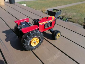 Tonka tractor beschikbaar voor biedingen