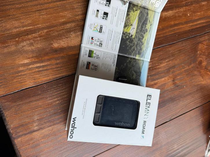 Wahoo Elemnt Roam V1 Fietscomputer, Fietsen en Brommers, Fietsaccessoires | Fietscomputers, Zo goed als nieuw, GPS, Ophalen of Verzenden