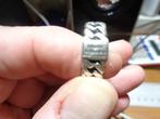 Buddha to buddha ring - 3 stuks, Sieraden, Tassen en Uiterlijk, Ringen, 18 tot 19, Ophalen of Verzenden, Zo goed als nieuw, Dame of Heer