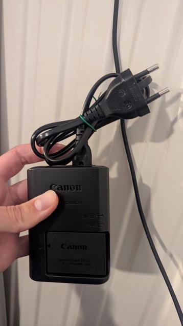 Canon LC-E12E oplader (inclusief LP-E12 batterij) beschikbaar voor biedingen
