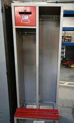 Locker kast / kleedkamer kast /, Ophalen, Zo goed als nieuw