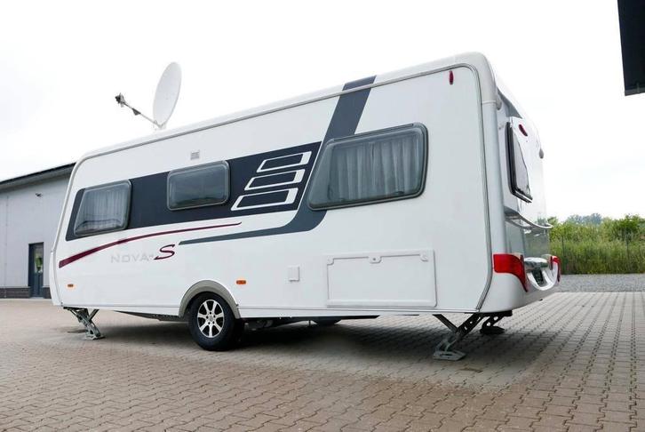 Hymer Eriba Nova S 545, Caravans en Kamperen, Caravans, Particulier, tot en met 4, 1500 - 2000 kg, Rondzit, Eriba, Frans bed, Omvormbare zithoek