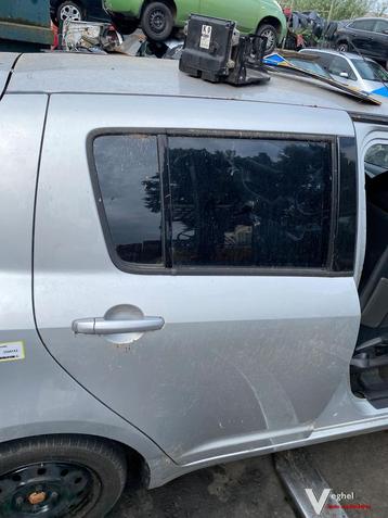 Suzuki Swift 1.3 B 2006 2500143 Portier Linksachter beschikbaar voor biedingen