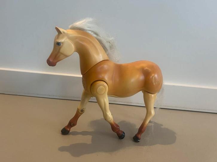 Barbie Paard, kan lopen, Kinderen en Baby's, Speelgoed | Poppen, Gebruikt, Barbie, Ophalen of Verzenden