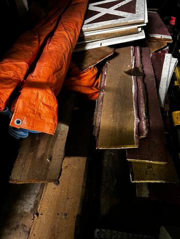 Houten Planken - Carnavalswagen Hergebruik beschikbaar voor biedingen