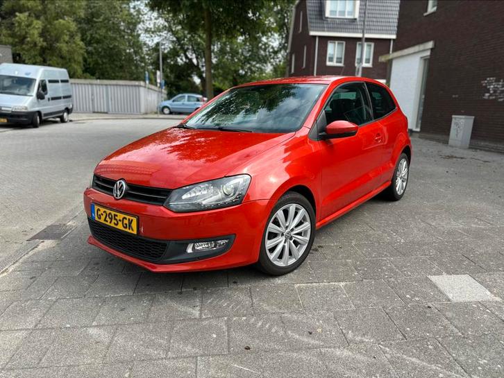 Volkswagen Polo 1.2 TSI PARKS/AIRCO/STOELV/SCHERM/APK/HIGHLI, Auto's, Volkswagen, Particulier, Polo, ABS, Airbags, Bluetooth, Centrale vergrendeling