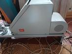Vintage Leitz Prado Universal Projector, Audio, Tv en Foto, Diaprojectors, Ophalen of Verzenden, Gebruikt, Met scherm