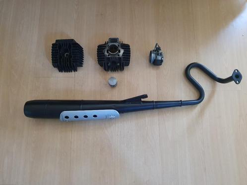 Originele Tomos Brom 45 km/h  Cilinder kop carburateur A35, Fietsen en Brommers, Brommeronderdelen | Algemeen, Zo goed als nieuw