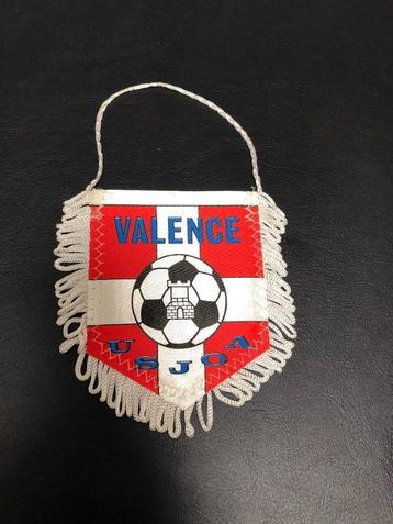 Banderin de futbol "VALENCE". beschikbaar voor biedingen