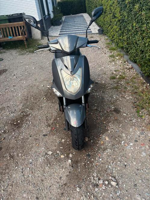 Kymco agility 50 geel kenteken, Fietsen en Brommers, Scooters | Kymco, Zo goed als nieuw, Agility, Benzine, Ophalen