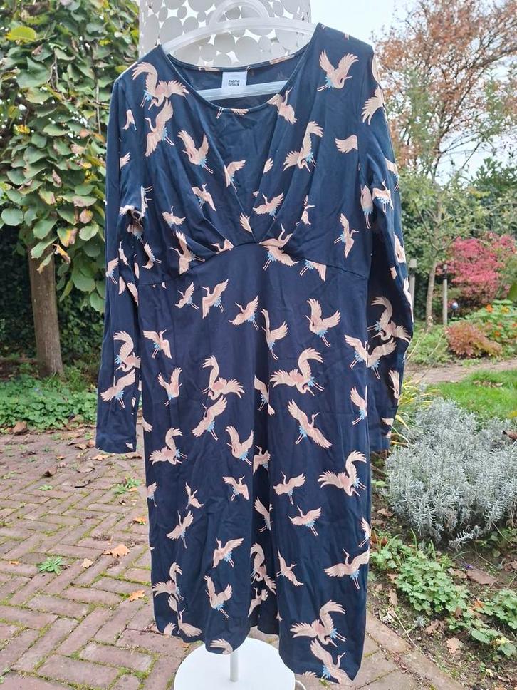 Mooie positiejurk Mama Licious - Maat xl, Kleding | Dames, Jurken, Zo goed als nieuw, Maat 42/44 (L), Blauw, Knielengte, Ophalen of Verzenden