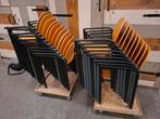 20 Houten Stoelen met Armleuningen - Stapelbaar, Huis en Inrichting, Stoelen, Ophalen, Gebruikt, Bruin, Modern