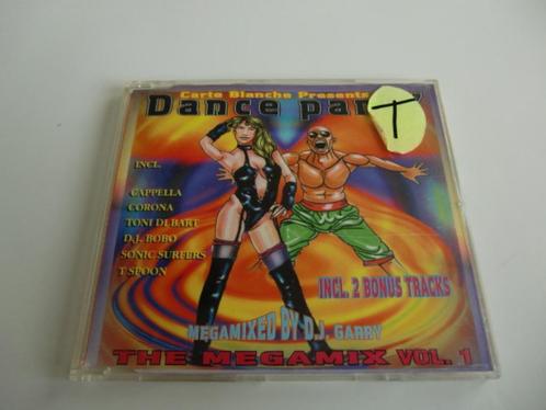 Carte Blanche presents Dance Party the Megamix - Volume 1, Cd's en Dvd's, Cd's | Dance en House, Zo goed als nieuw, Dance Populair