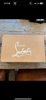 Louboutin Hakken maat 41, vallen smal, Ophalen of Verzenden, Nieuw, Zwart