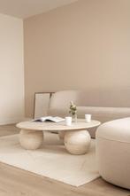 Prachtige ronde travertin salontafel met bollen, Rond, Nieuw, Ophalen of Verzenden, 75 cm of meer