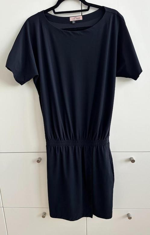 Als nieuw sportief zwart jurkje la dress xs s 36, Kleding | Dames, Jurken, Zo goed als nieuw, Maat 34 (XS) of kleiner, Zwart, Boven de knie