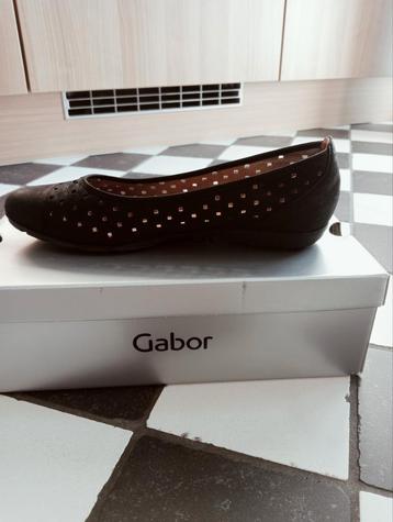 Gabor instappers zwart suède maat 40 (6,5) als nieuw beschikbaar voor biedingen