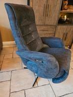Complete Inboedel: Hoekbank, Fauteuil, Tafel, Dressoirs, Ophalen