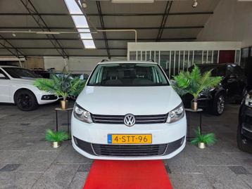 Volkswagen Touran 1.6 TDI AUT HIGHLINE NAVI 2013! beschikbaar voor biedingen