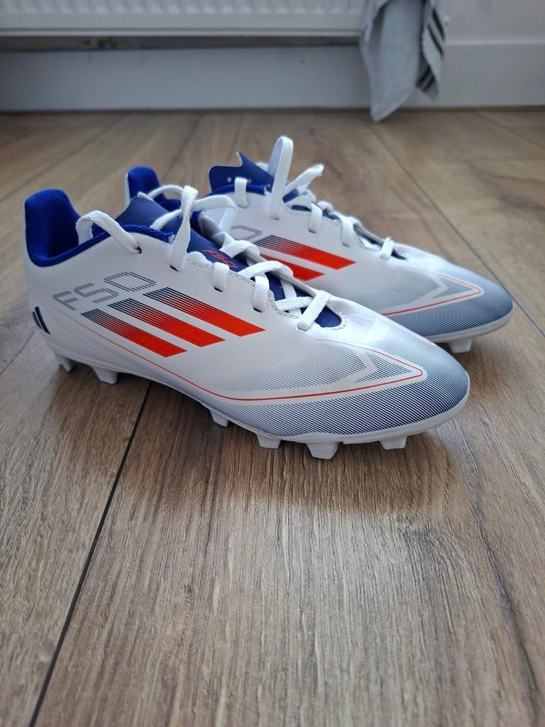 Adidas F50 maat 36.5, Sport en Fitness, Voetbal, Maat XS of kleiner, Ophalen of Verzenden, Zo goed als nieuw, Schoenen