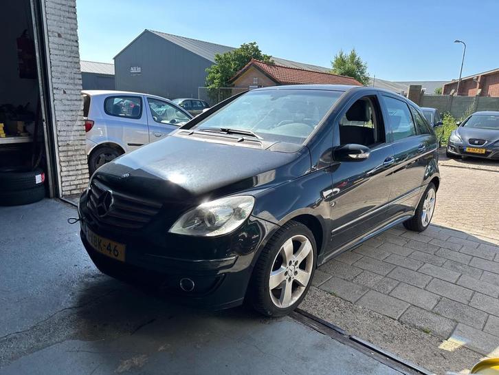 Mercedes-Benz B-klasse 200 | Automaat | Airco | Goed Lezen!, Auto's, Mercedes-Benz, Bedrijf, Te koop, B-Klasse, ABS, Airbags, Airconditioning