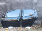 Toyota Aygo 2011 deuren L+R voor en achter Zwart KGB10L 212, Auto-onderdelen, Ophalen of Verzenden, Achter, Toyota, Deur