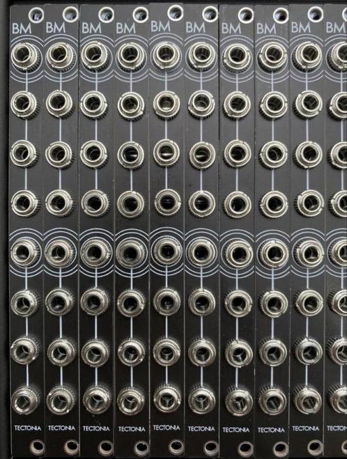 Tectonia Buffered Mult (BM) // Passive Mult (PM) - Eurorack, Muziek en Instrumenten, Soundmodules, Nieuw, Overige merken, Ophalen of Verzenden