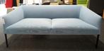Arper Saari Sofa | Design bank | Licht blauw | 2-zits, Huis en Inrichting, Banken | Bankstellen, Gebruikt, -, 150 tot 200 cm, Tweepersoons