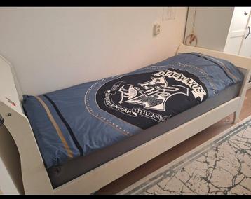 Eenpersoons bedframe