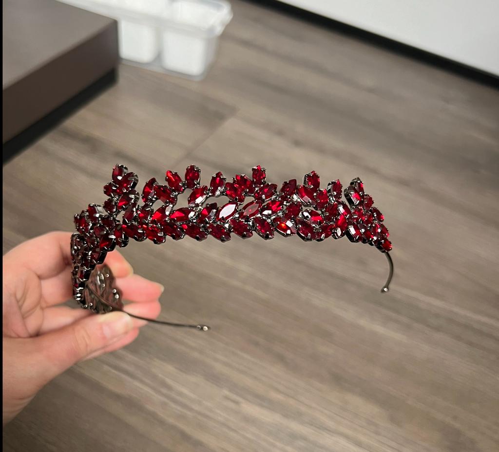 Bruidskroon bordeauxrood + oorbellen - Nieuw, Ophalen of Verzenden, Nieuw, Rood, Accessoires