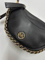 MICHAEL KORS halve maan leren tas ZGAN, Ophalen of Verzenden, Zo goed als nieuw, Schoudertasje