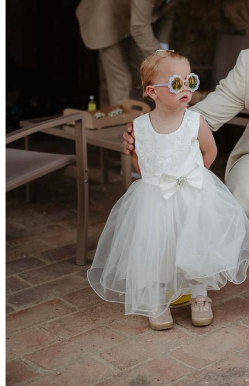 Bruidsmeisjes jurk 4 jaar, Kleding | Dames, Trouwkleding en Trouwaccessoires, Zo goed als nieuw, Trouwjurk, Wit, Ophalen of Verzenden