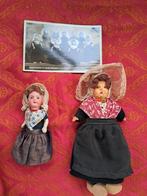 2  antieke popjes zeeuwse meisjes., Antiek en Kunst, Ophalen of Verzenden