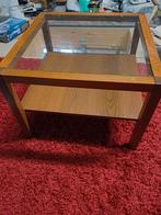 SALONTAFEL 60CM60CM45CM HOOG. NOTENHOUT., Huis en Inrichting, Tafels | Salontafels, 50 tot 100 cm, Vierkant, Minder dan 50 cm