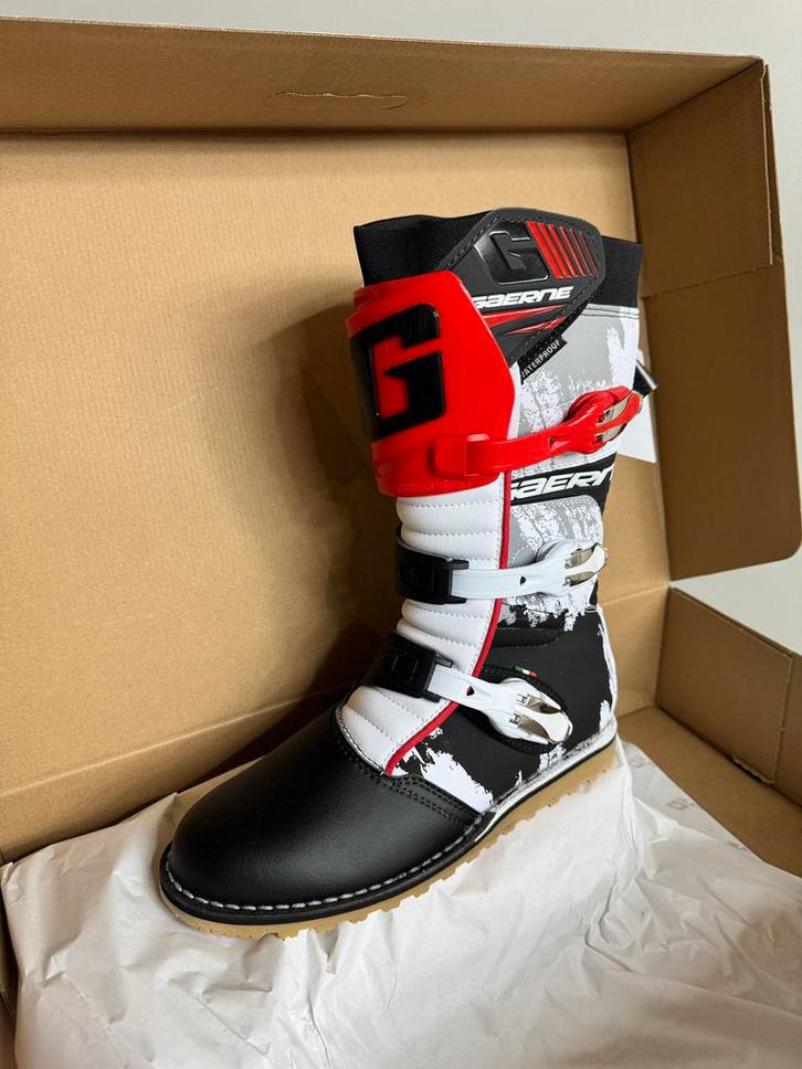 Gaerne Motorlaarzen Nieuw in Doos “black friday deals”, Motoren, Kleding | Motorkleding, Laarzen, Dames, Heren, Nieuw met kaartje