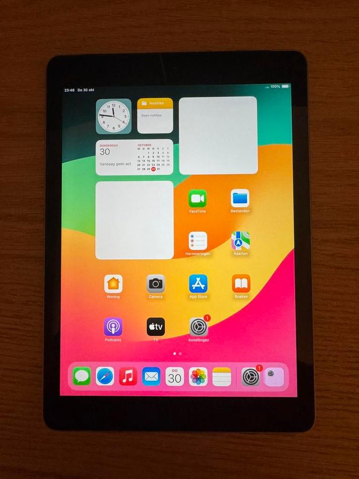 Apple iPad - 6th Gen - 32GB - WiFi + Cellular - Spotprijs, Computers en Software, Apple iPads, Zo goed als nieuw, Apple iPad, 10 inch
