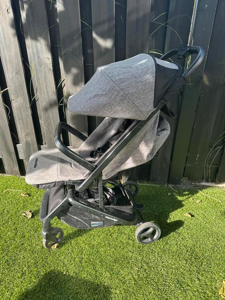 Easywalker buggy miley, Kinderen en Baby's, Buggy's, Gebruikt, Overige merken, Regenhoes, Verstelbare rugleuning, Zonnekap, Ophalen
